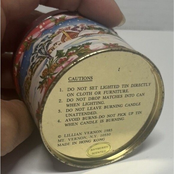 2 Vintage 1985 Lillian Vernon Christmas Used Winter Scene Candle Tins w/Lids - Picture 5 of 9